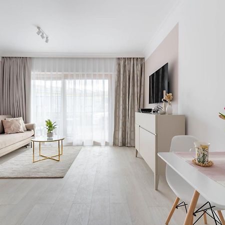 Ina Rent - Motlawa Sienna Grobla Apartment กดัญสก์ ภายนอก รูปภาพ