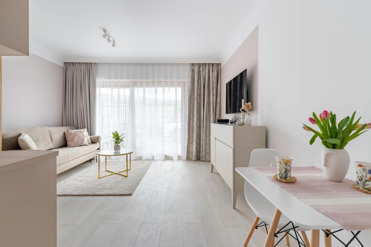 Ina Rent - Motlawa Sienna Grobla Apartment กดัญสก์ ภายนอก รูปภาพ